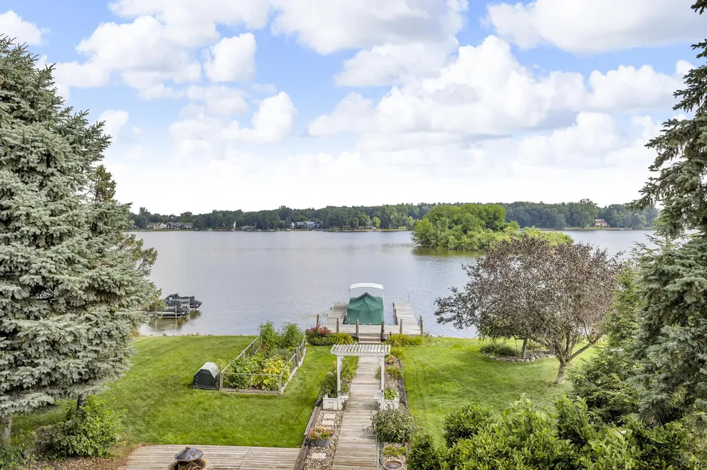 7596 Wadding Drive Cambridge Township MI 49265