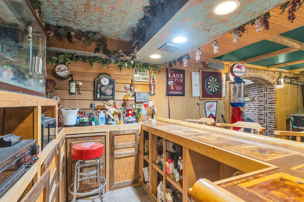 7596 Wadding Drive Cambridge Township MI 49265