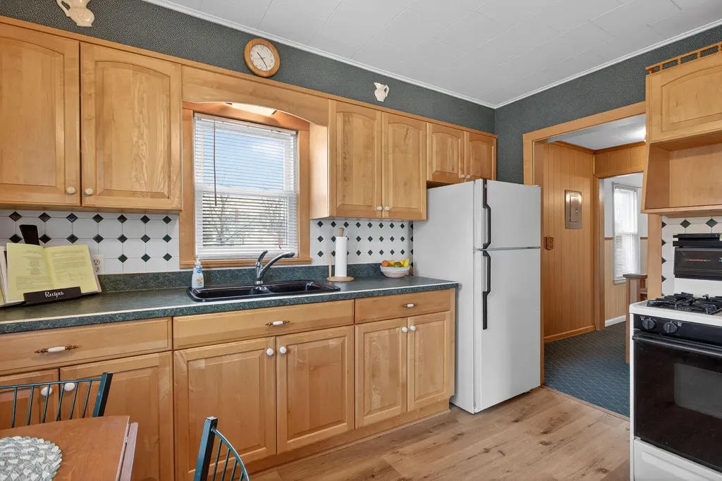2318 Lancaster Boulevard Blackman Charter Township MI 49202