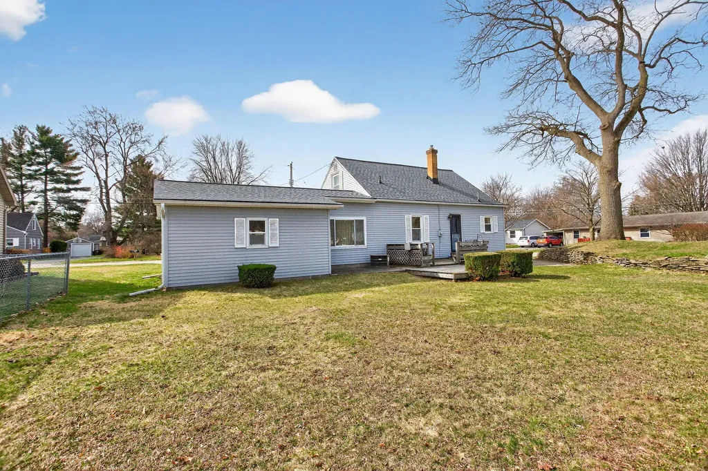 2318 Lancaster Boulevard Blackman Charter Township MI 49202
