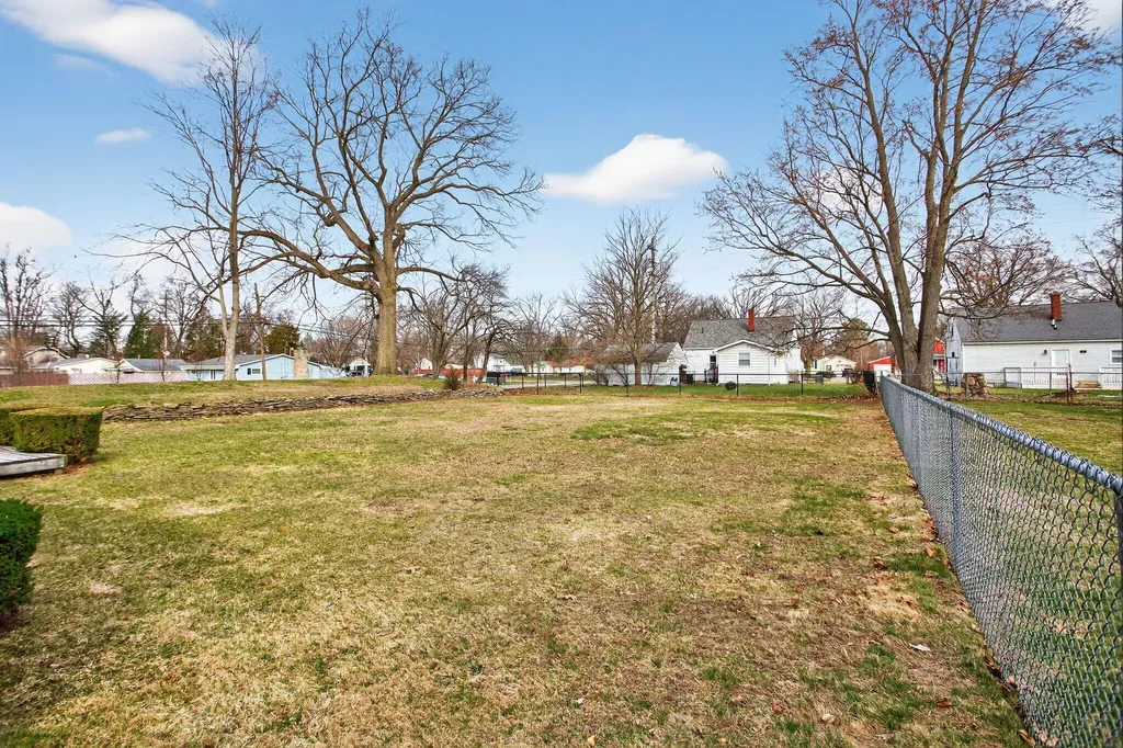 2318 Lancaster Boulevard Blackman Charter Township MI 49202