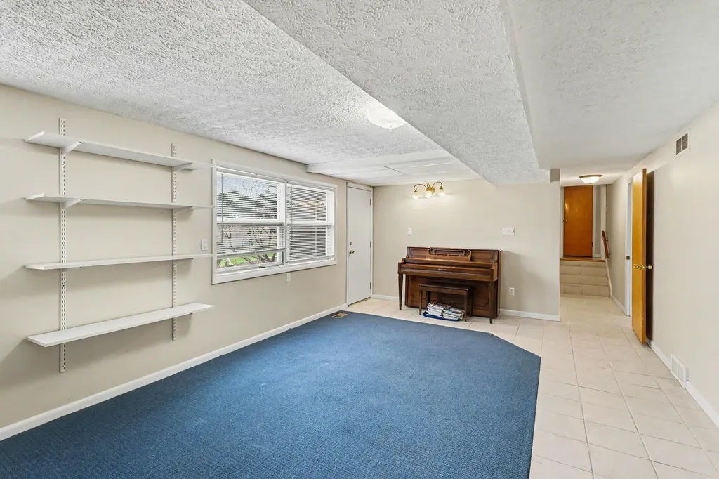 5029 Harriett Drive Summit Township MI 49203
