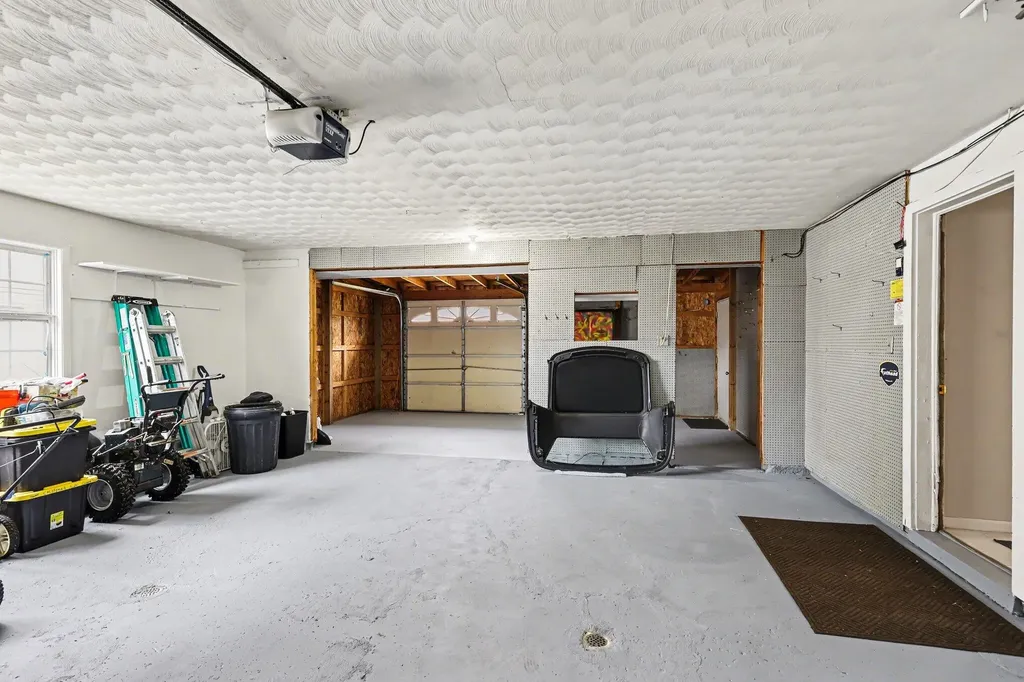 5029 Harriett Drive Summit Township MI 49203