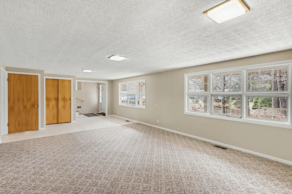 5029 Harriett Drive Summit Township MI 49203