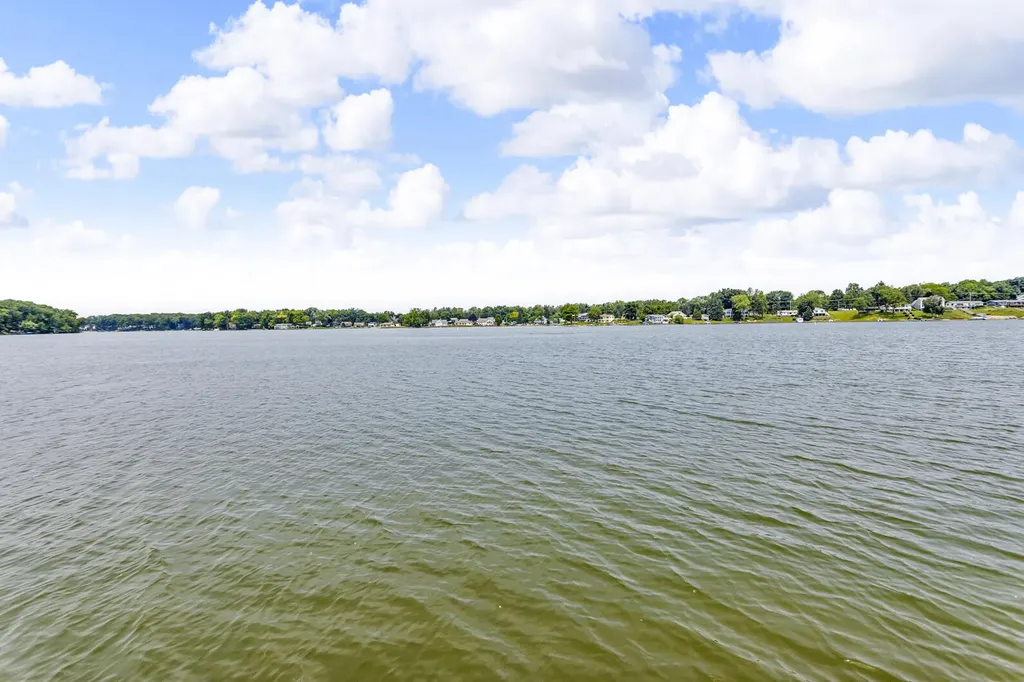 11786 E Sauk Trail Somerset Township MI 49249