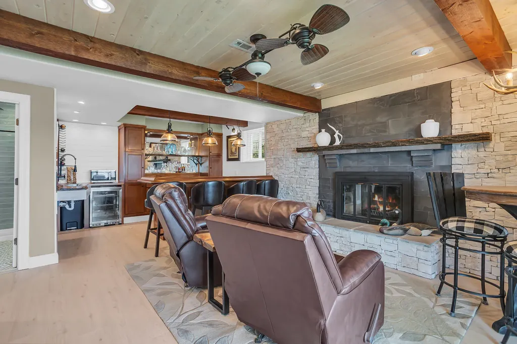 11786 E Sauk Trail Somerset Township MI 49249