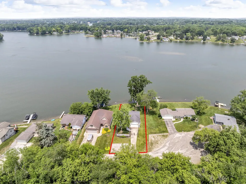 11786 E Sauk Trail Somerset Township MI 49249