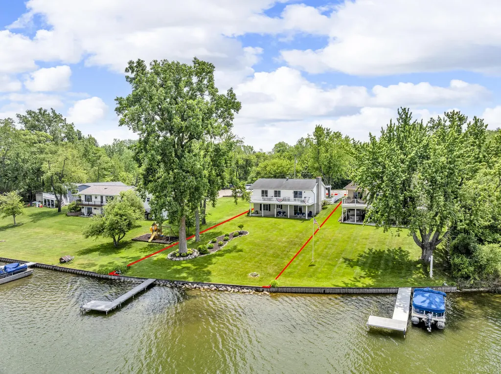 11786 E Sauk Trail Somerset Township MI 49249