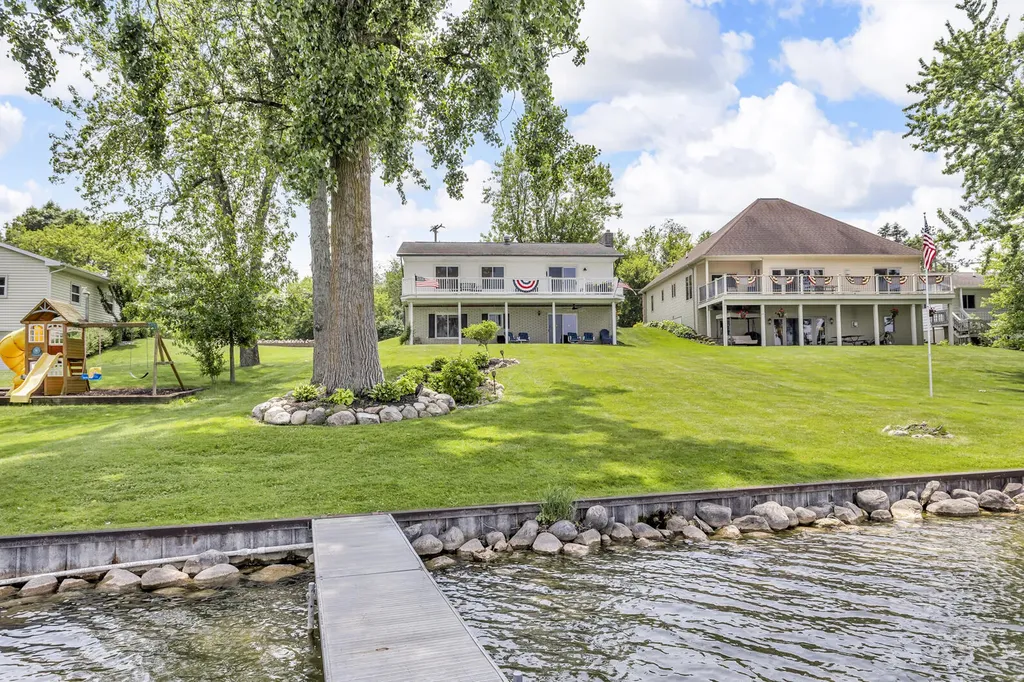 11786 E Sauk Trail Somerset Township MI 49249