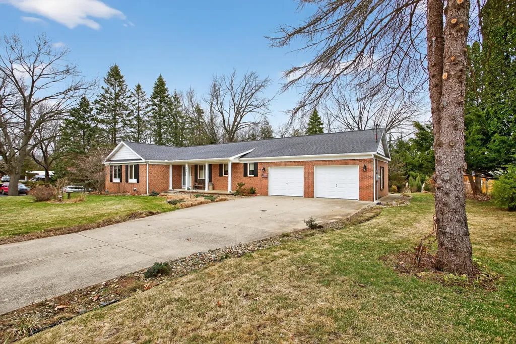 769 Bellflower Columbia Township MI 49230