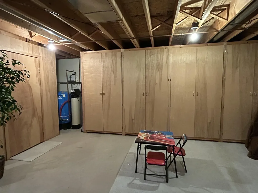 769 Bellflower Columbia Township MI 49230