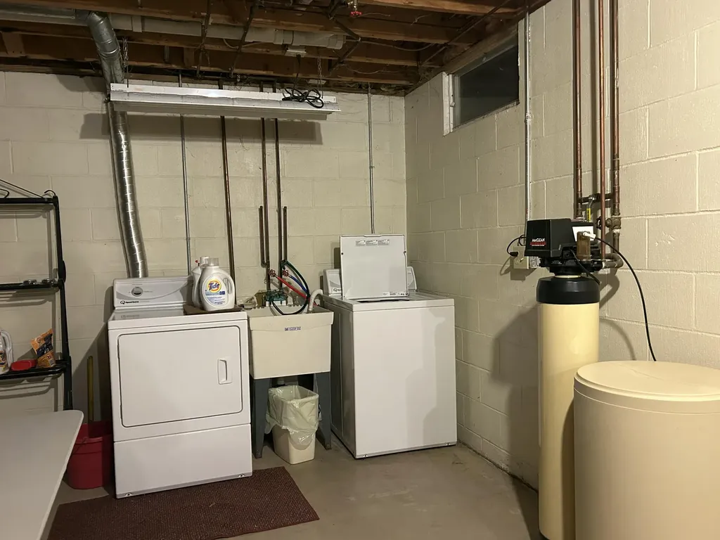 769 Bellflower Columbia Township MI 49230