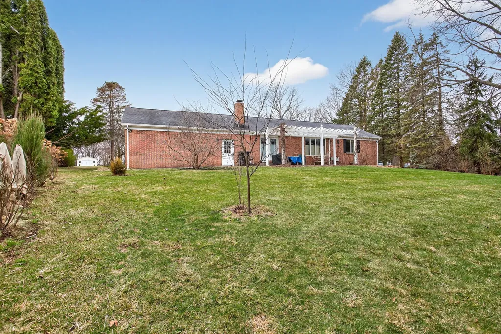 769 Bellflower Columbia Township MI 49230