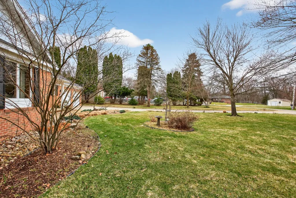769 Bellflower Columbia Township MI 49230