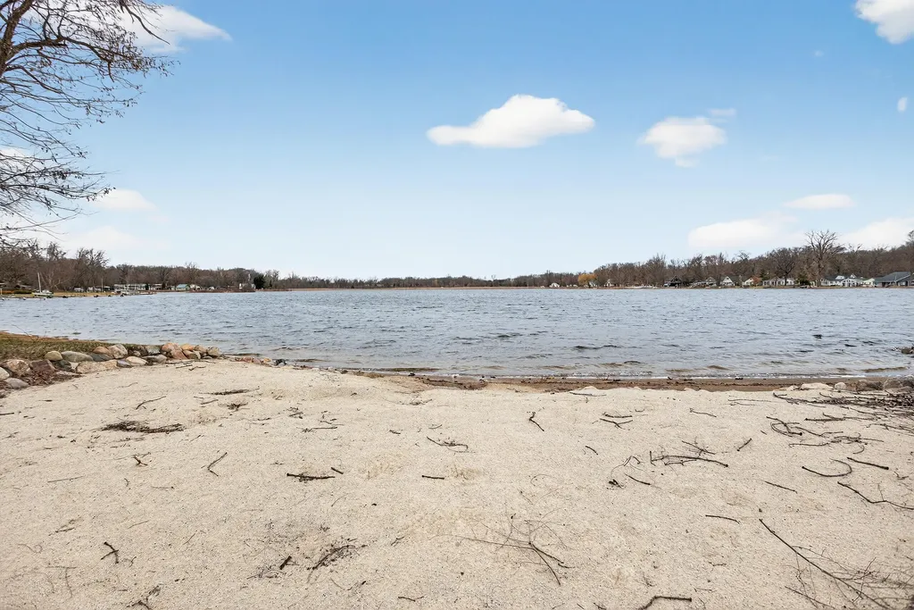 769 Bellflower Columbia Township MI 49230