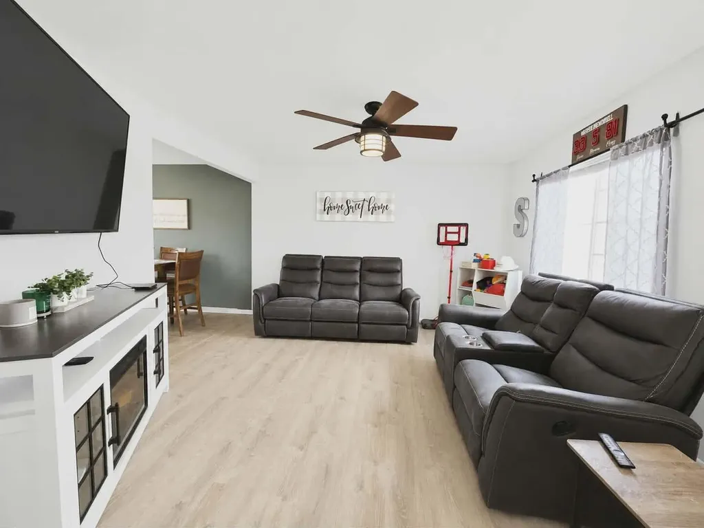 8257 Lockerbie Drive Spring Arbor Township MI 49269