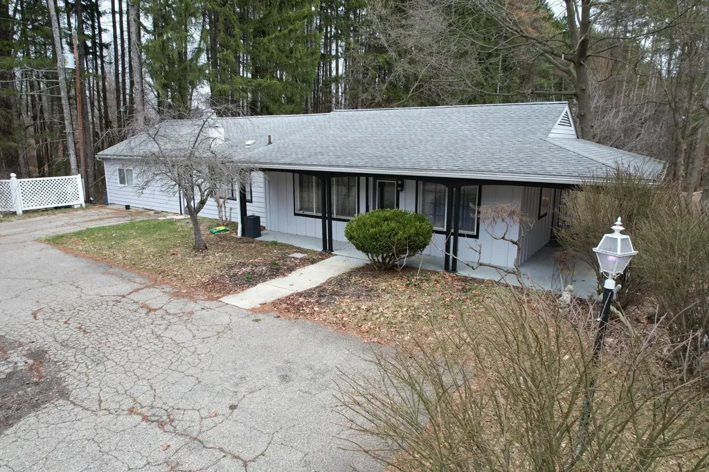 4491 S Jackson Road Summit Township MI 49201