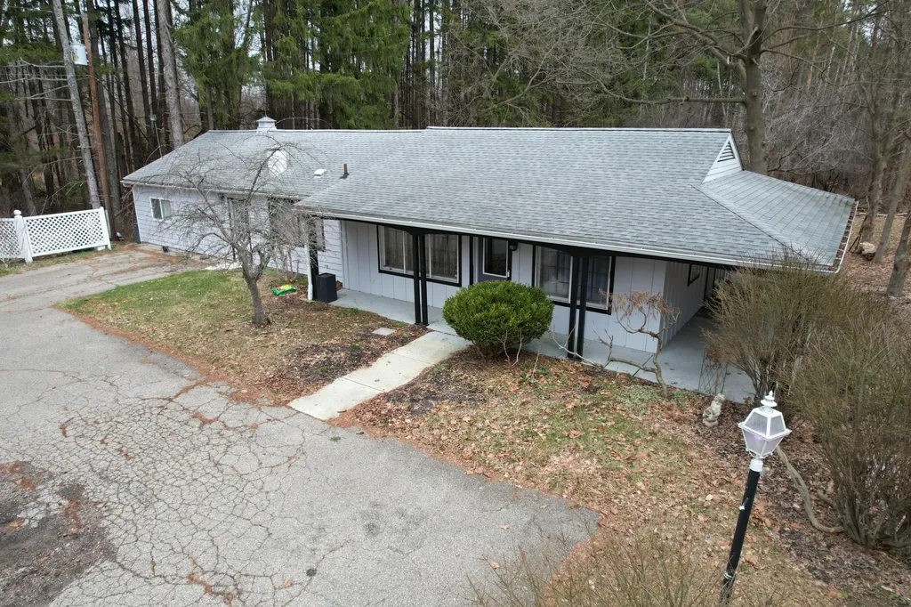 4491 S Jackson Road Summit Township MI 49201