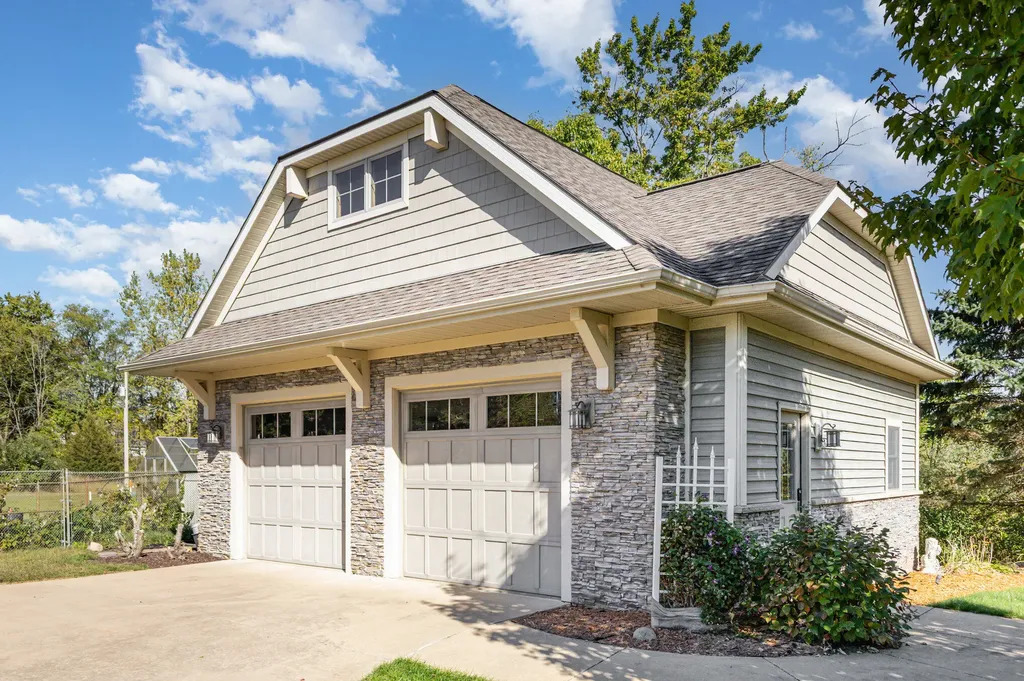 9733 Blue Heron Drive Hamlin Township MI 48827