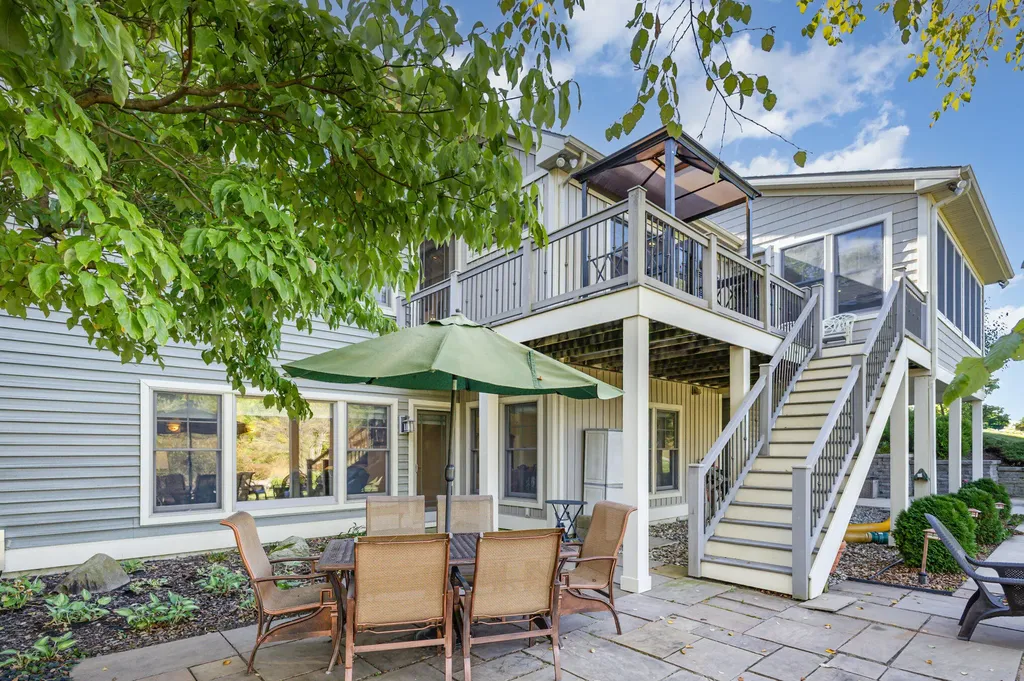 9733 Blue Heron Drive Hamlin Township MI 48827