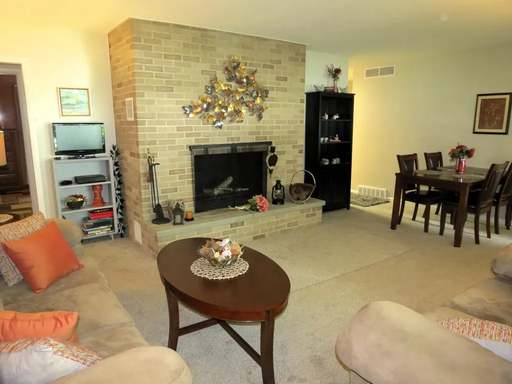 890 White Lake Road Henrietta Township MI 49272