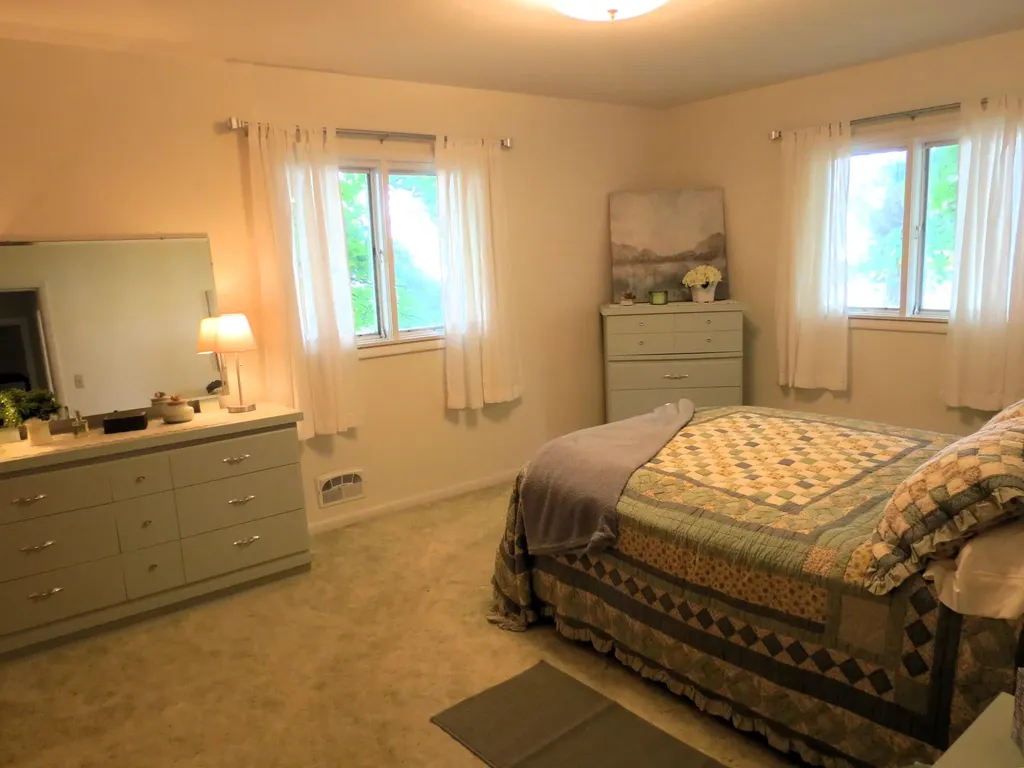 890 White Lake Road Henrietta Township MI 49272