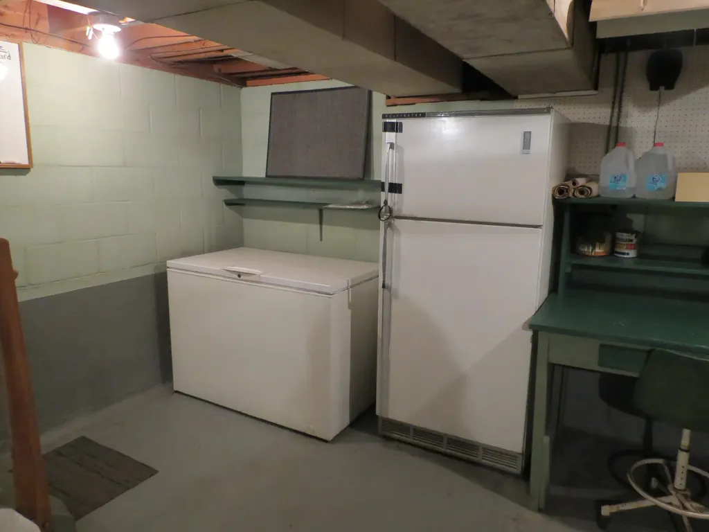 890 White Lake Road Henrietta Township MI 49272