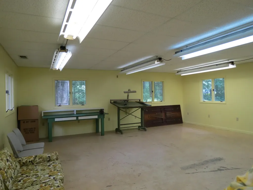 890 White Lake Road Henrietta Township MI 49272