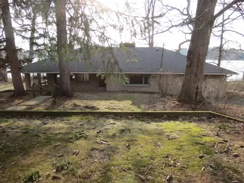 890 White Lake Road Henrietta Township MI 49272