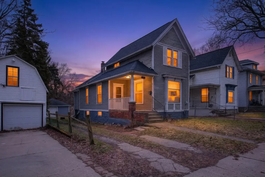 609 Webb Street Jackson City MI 49202
