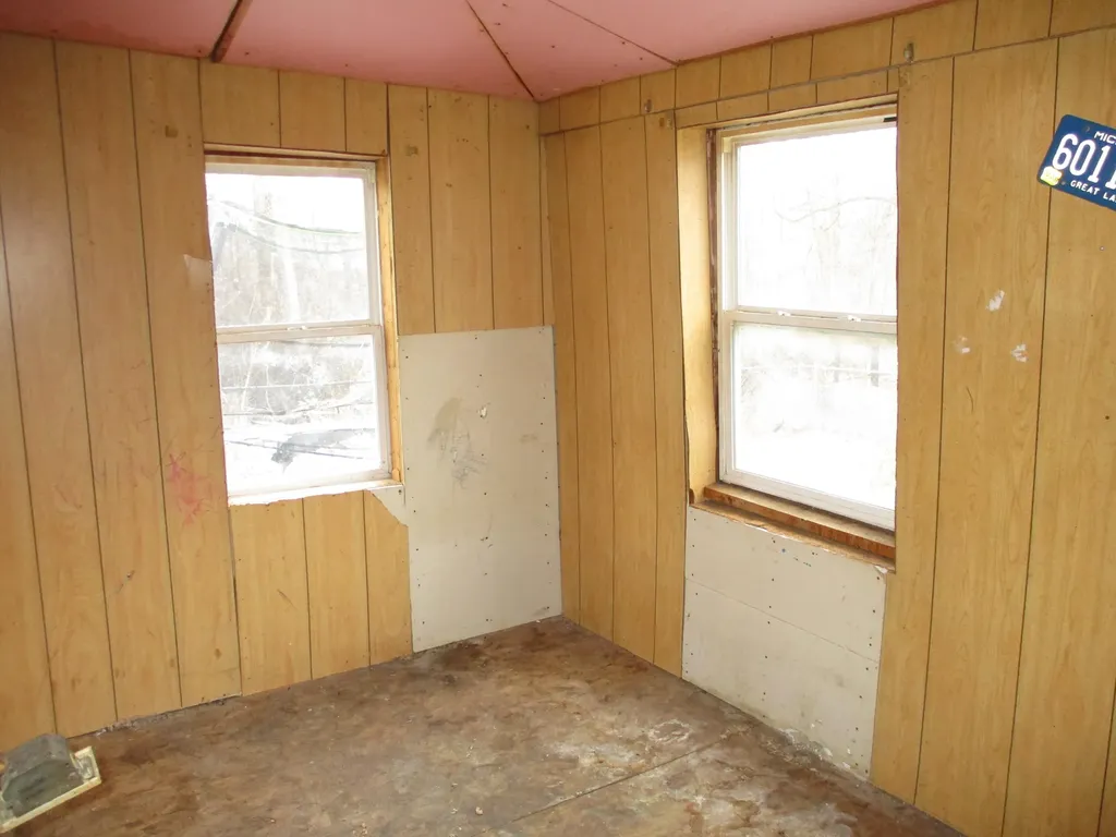 1915 River Street Blackman Charter Township MI 49202