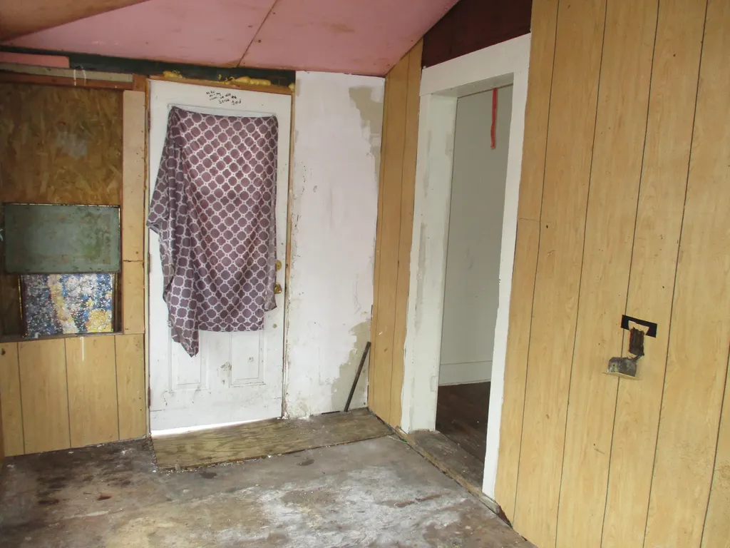 1915 River Street Blackman Charter Township MI 49202