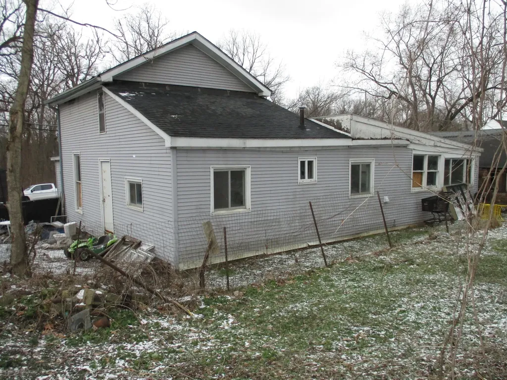 1915 River Street Blackman Charter Township MI 49202