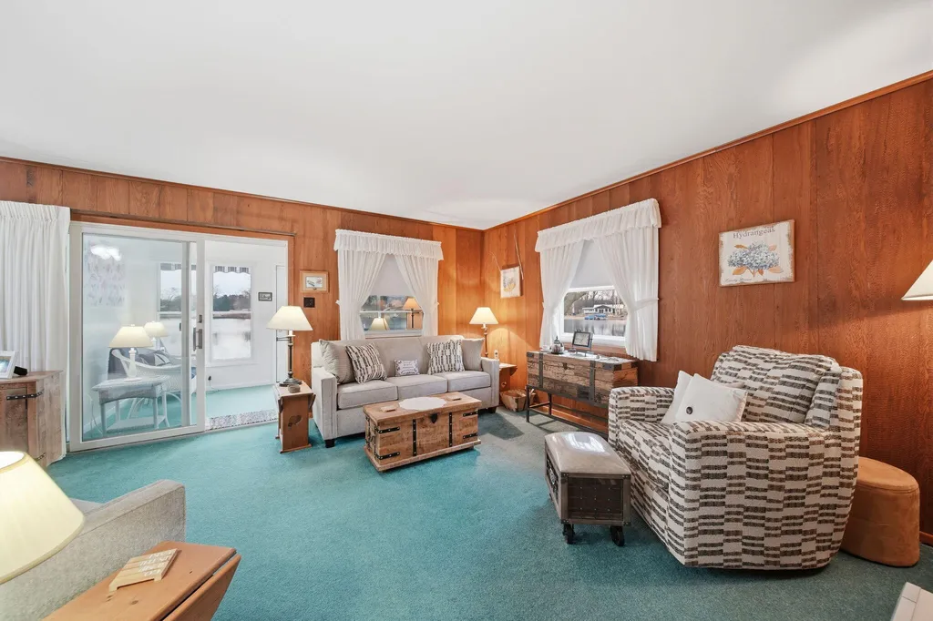 228 Oak Grove Drive Cambridge Township MI 49230
