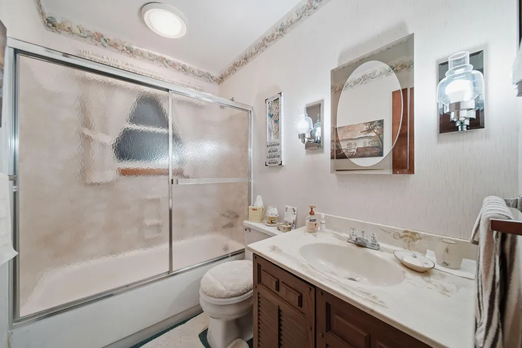 228 Oak Grove Drive Cambridge Township MI 49230
