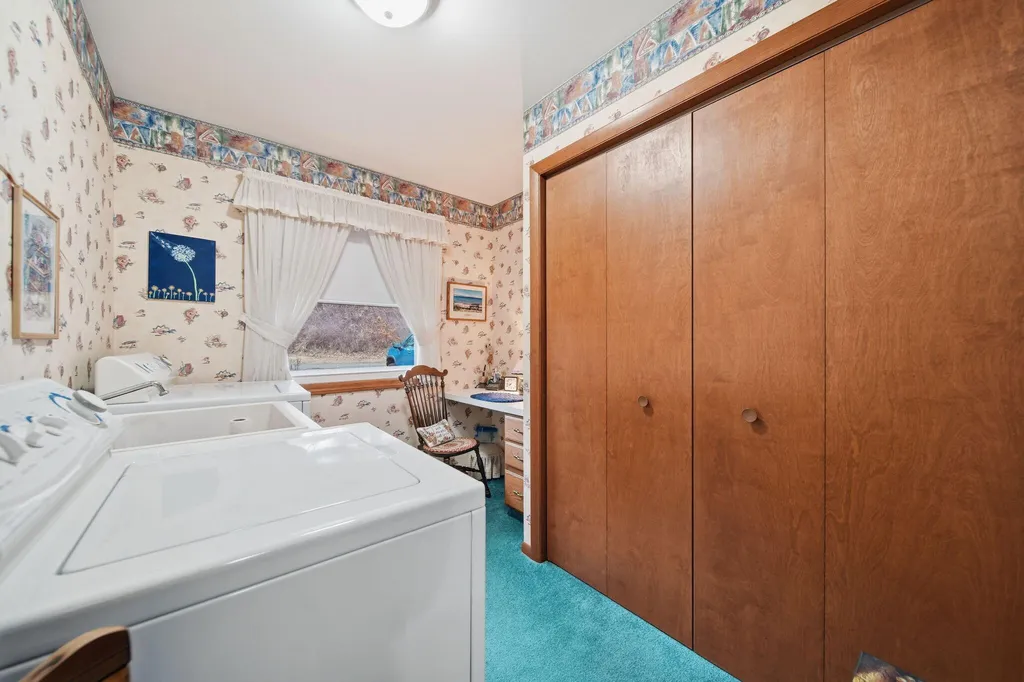 228 Oak Grove Drive Cambridge Township MI 49230
