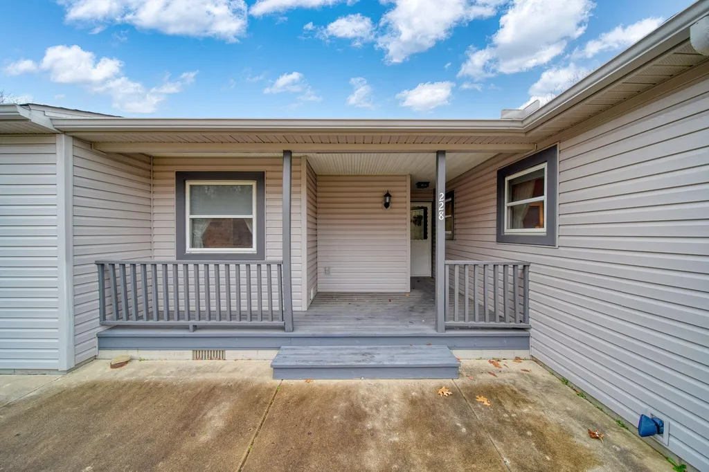 228 Oak Grove Drive Cambridge Township MI 49230