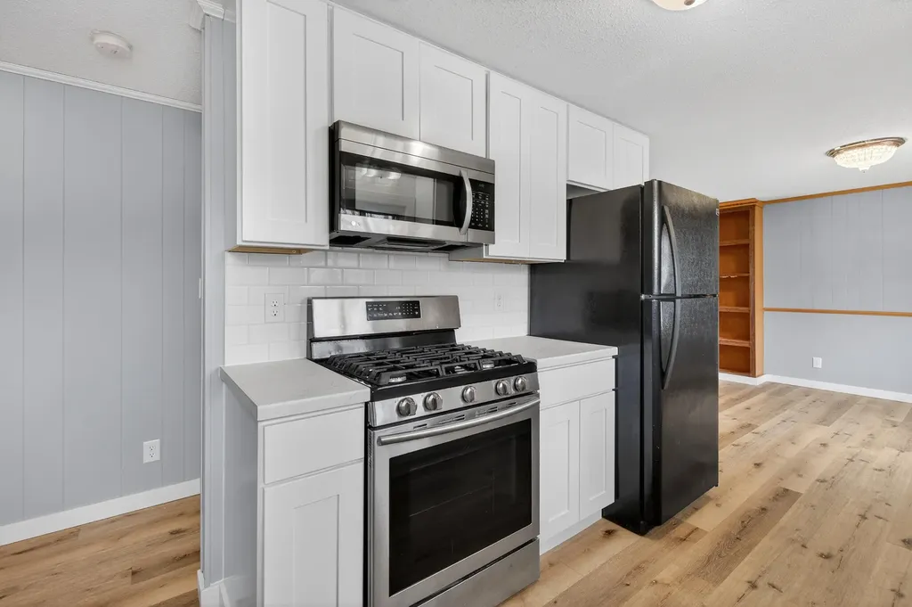131 Eaglehurst Drive Unknown City MI 49249
