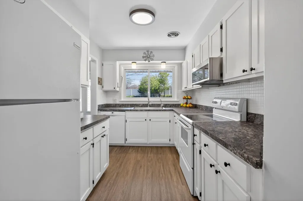 2325 Maple Drive Summit Township MI 49203
