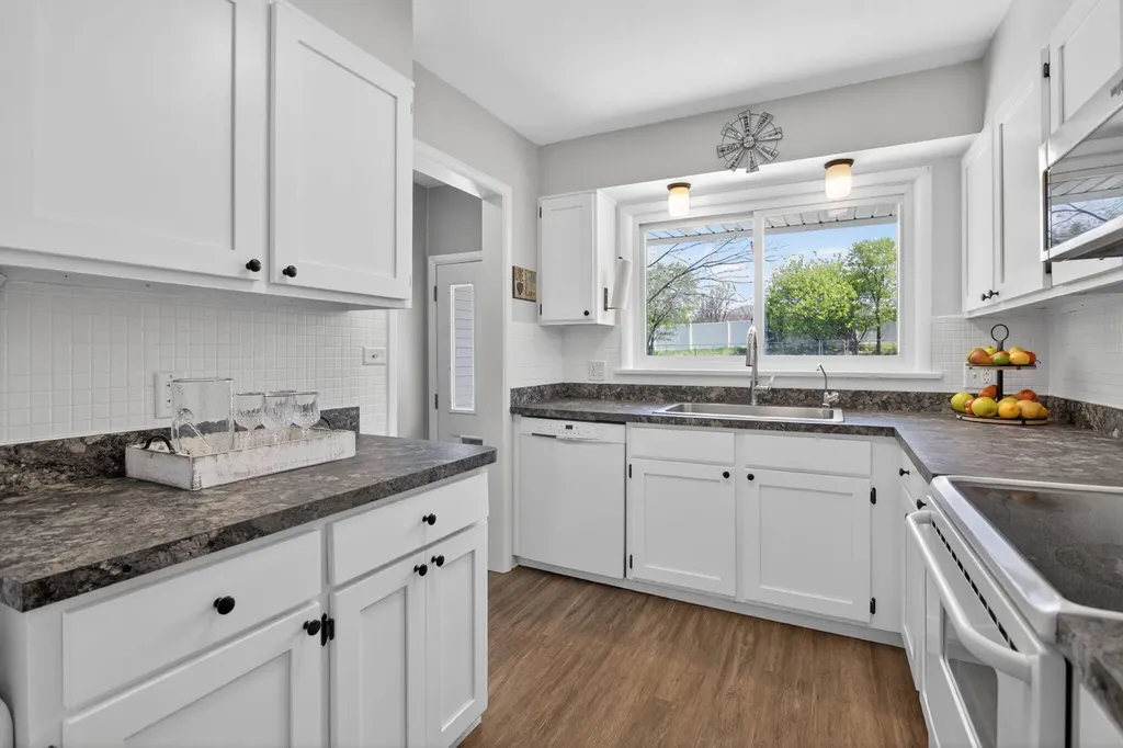 2325 Maple Drive Summit Township MI 49203