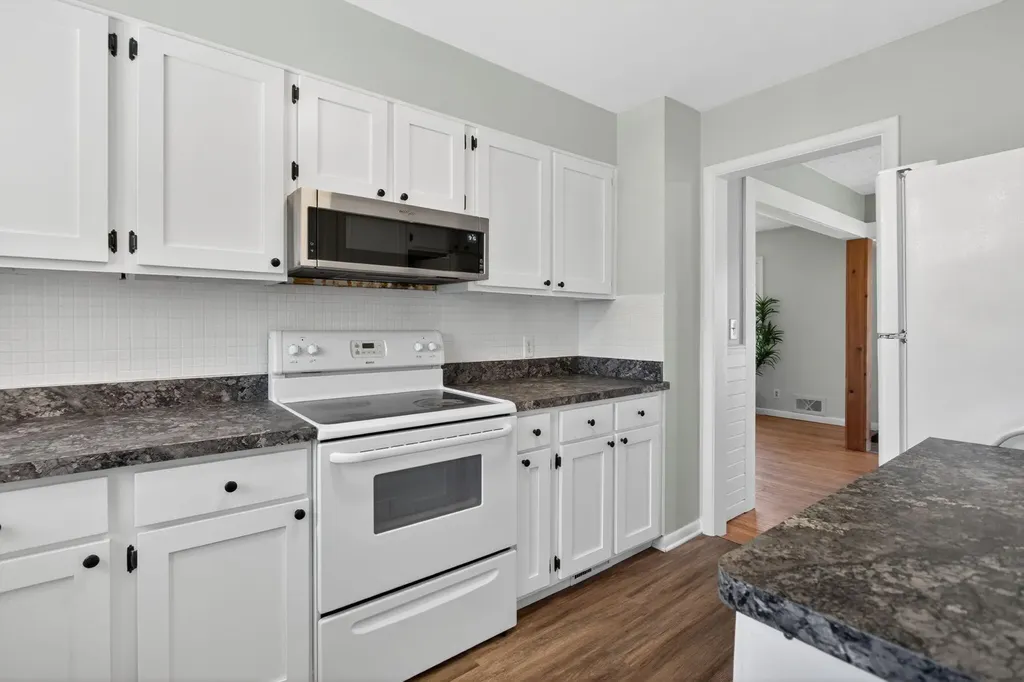 2325 Maple Drive Summit Township MI 49203