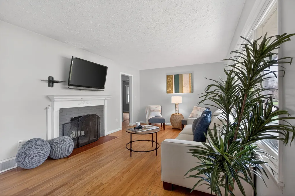 2325 Maple Drive Summit Township MI 49203