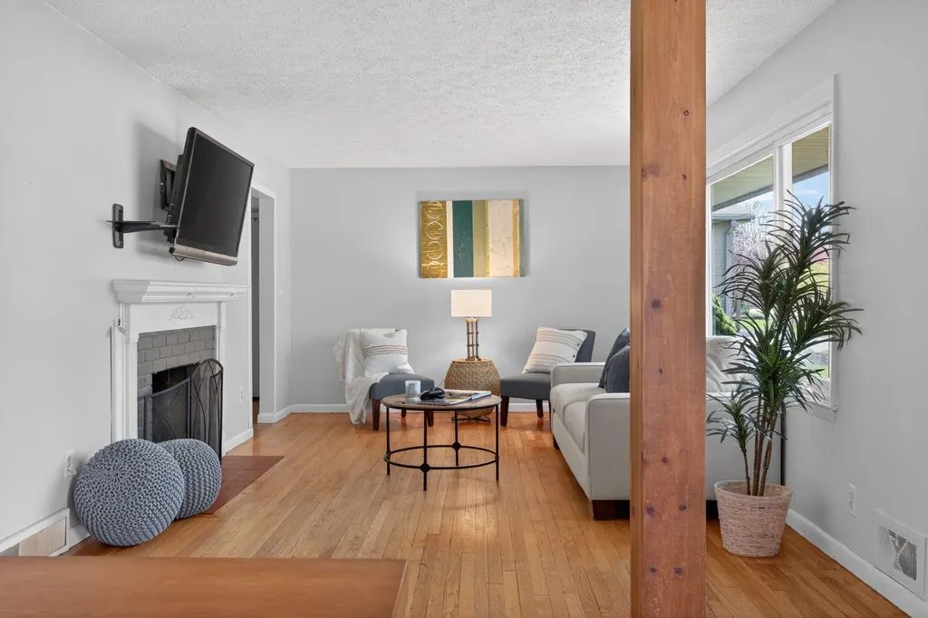 2325 Maple Drive Summit Township MI 49203