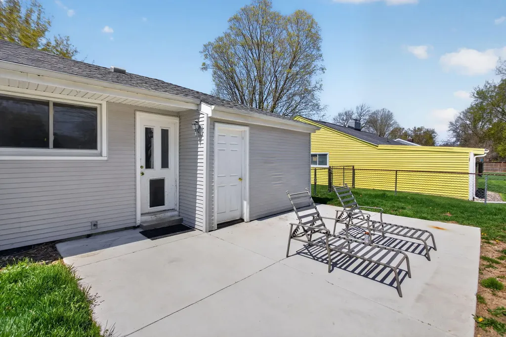 2325 Maple Drive Summit Township MI 49203