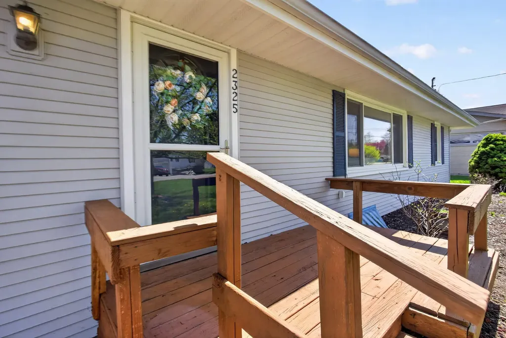 2325 Maple Drive Summit Township MI 49203