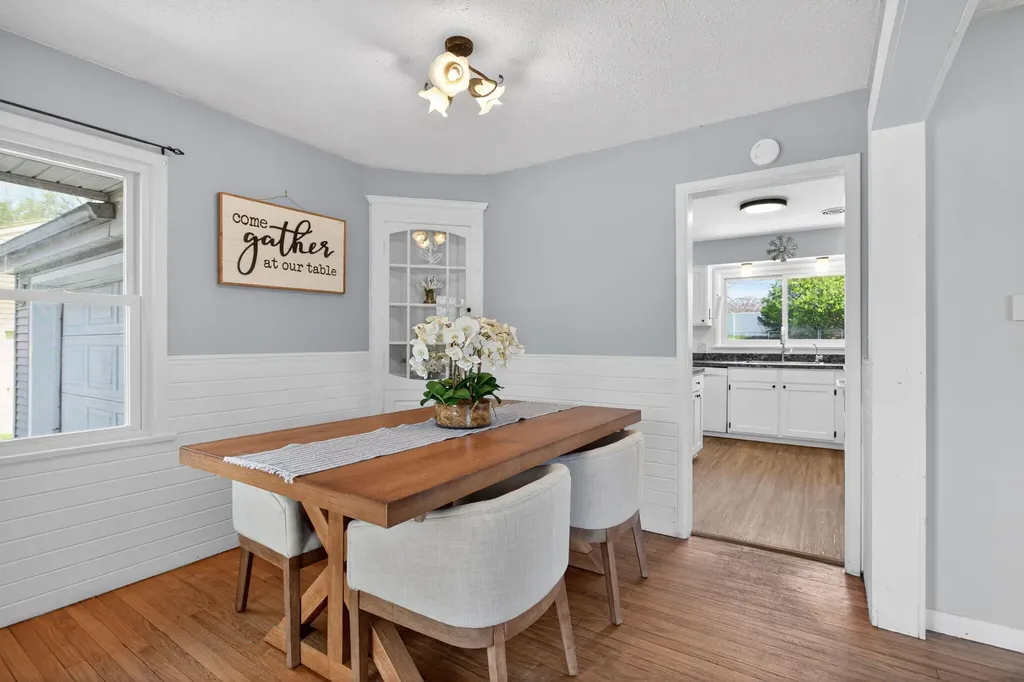 2325 Maple Drive Summit Township MI 49203