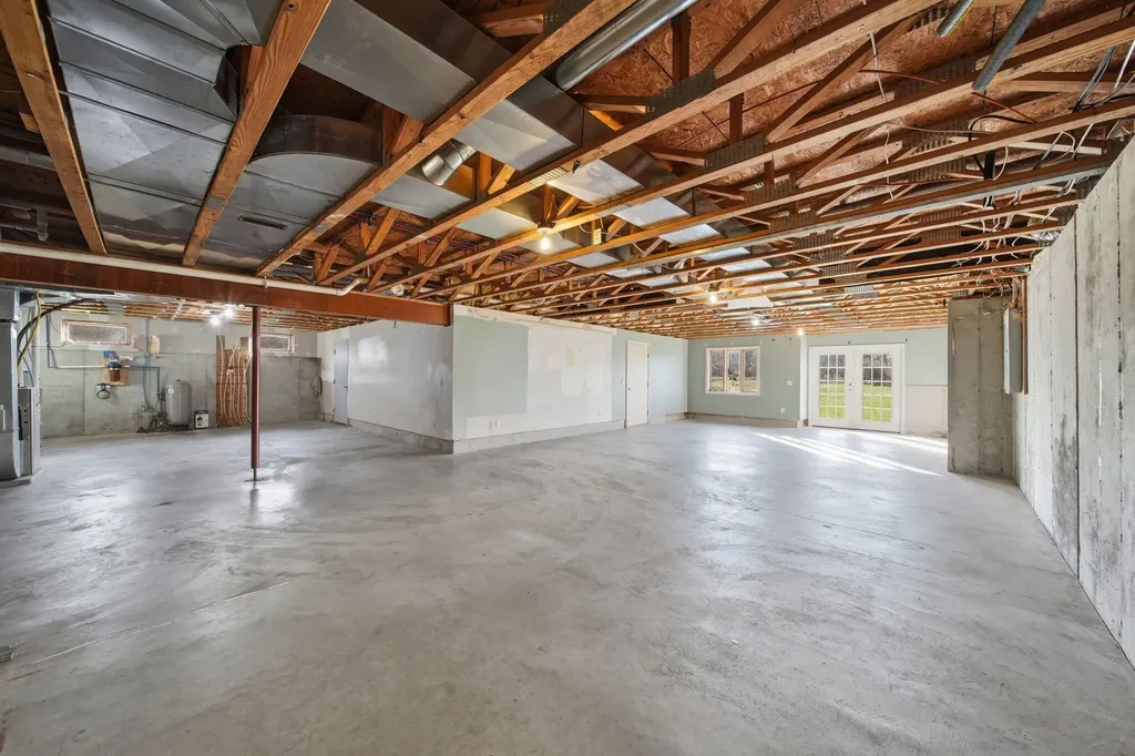896 Fields Road Ingham Township MI 48819