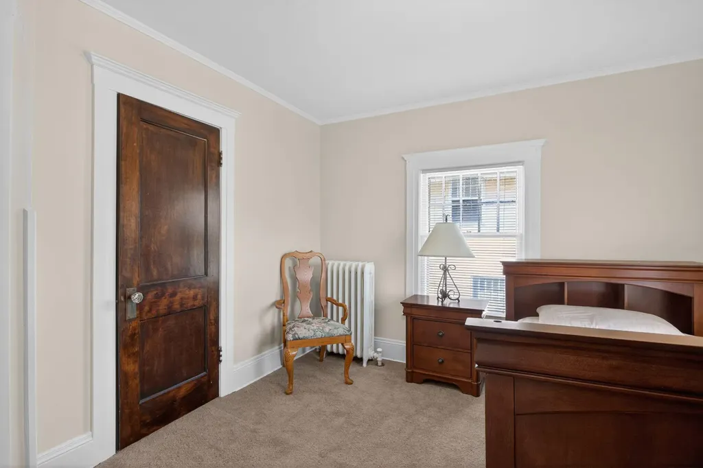 302 Ellery Avenue Jackson City MI 49201