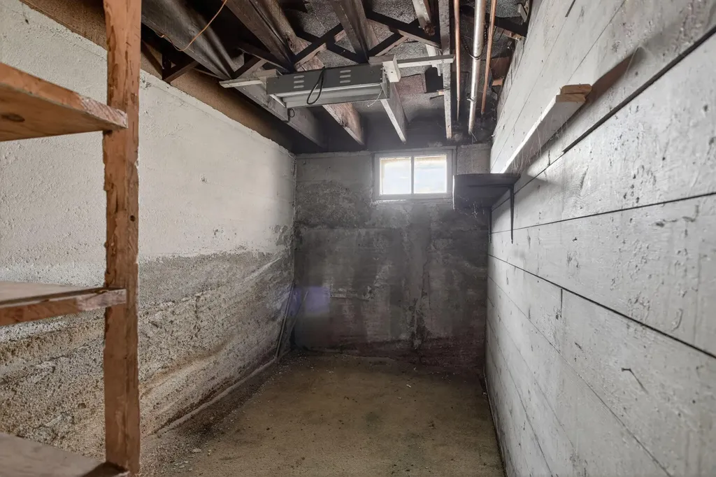 302 Ellery Avenue Jackson City MI 49201