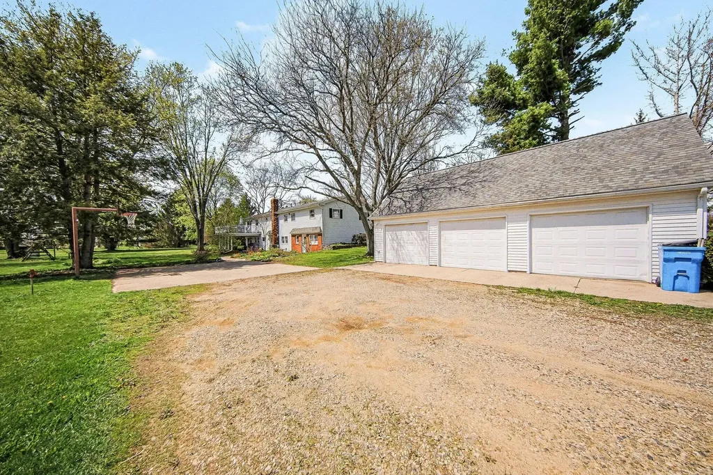 6845 Cochran Road Hanover Township MI 49246